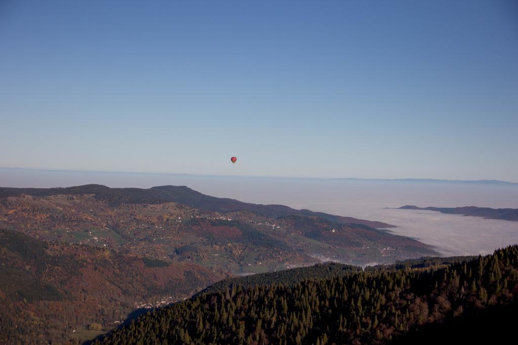 Maison D'Hotes L'Escale Bains-les-Bains Exteriör bild